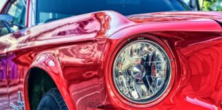 Jak odblokować wlew paliwa Ford Focus?