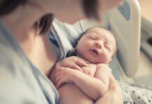 Pierwsze dni życia noworodka